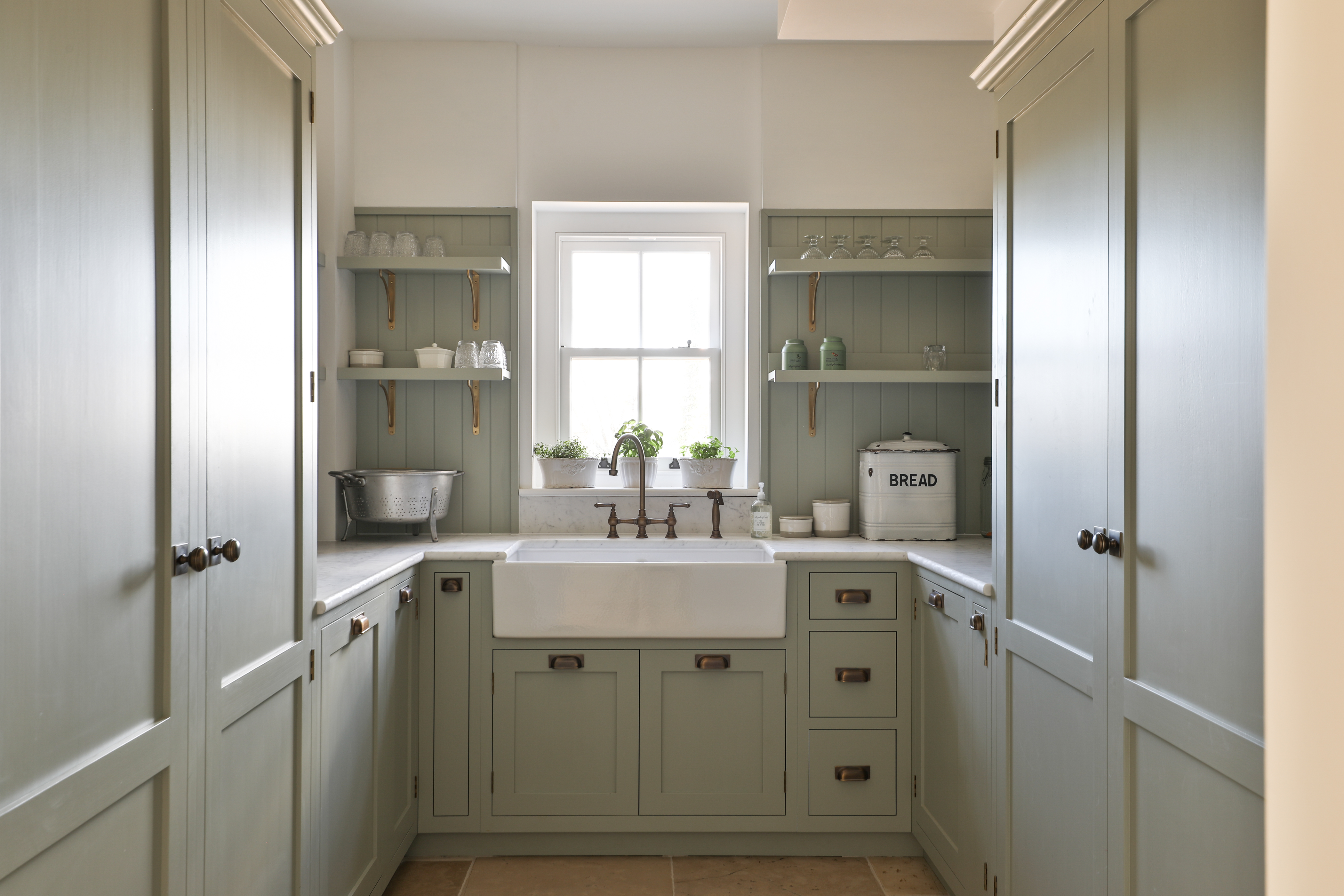 Pantry (1 of 21)